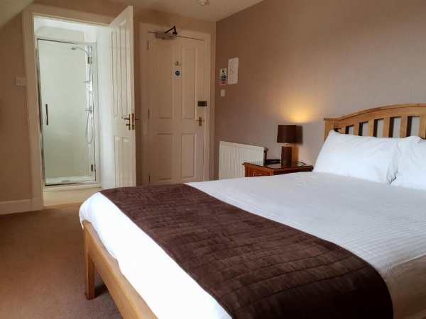 Commercial Hotel image 10