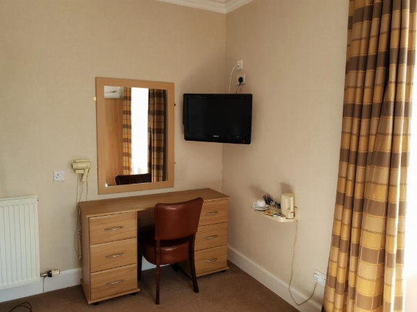 Commercial Hotel image 6